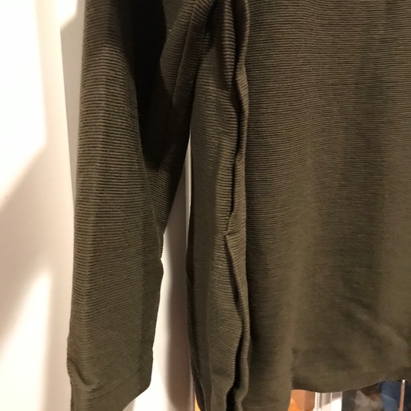 Max Studio Top - Picture 6 of 7